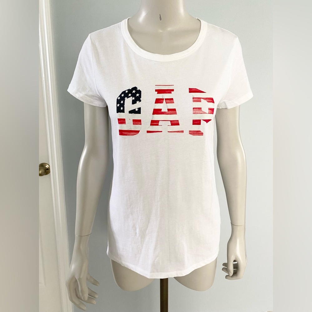 American Flag Gap Logo Print 2017 Exclusive White T-Shirt